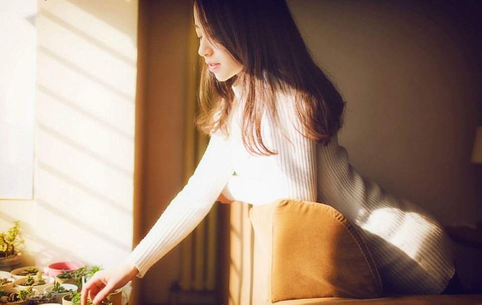 幸福是可以通过学习来获得的，尽管它不是我们的母语。——韩寒